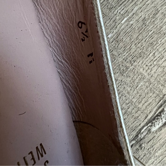 STUART WEITZMAN Shoes Women’s 6.5 Gold
Silver, The Mask Metallic Leather Flats - Picture 5 of 5